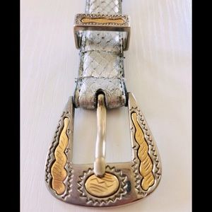 Luxury VTG 80s snake skin belt western gold & silver tone buckle & tip size Lg